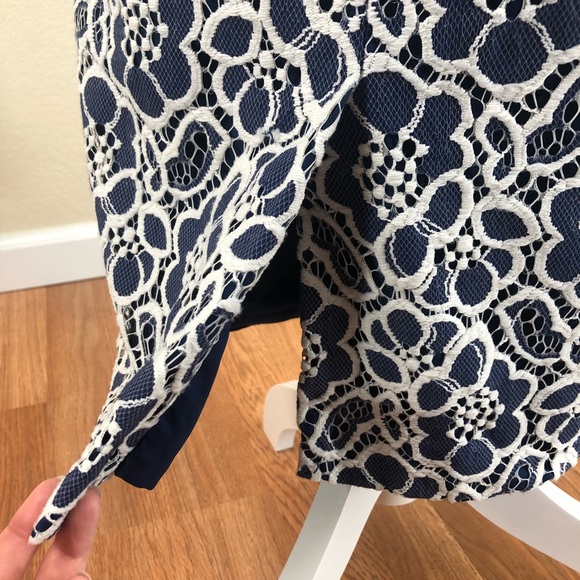 SOLD 💕 NORDSTROM Halogen Midi Lace Skirt - Picture 4 of 7